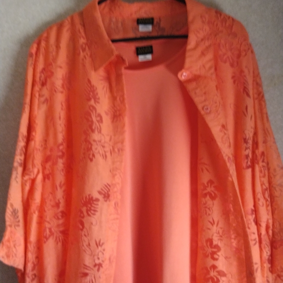 NWOT Salon Studio Shirt - Picture 6 of 6